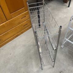 リサイクルショップどりーむ天保山店　No5102 ミニラック　収納　小型　金属製の画像