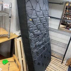 リサイクルショップどりーむ天保山店　No5047 シングルマットレス　シングルサイズ　汚れの目立たない黒♪　の画像