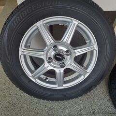 (現在取引中)　スタッドレスタイヤ　ホイール　185  65  14　VRXの画像