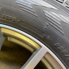 日産エクストレイル用　スタッドレスタイヤ(ホイール付き) 中古品の画像