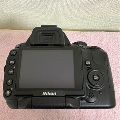‼️プロフ必読‼️早い者勝ち‼️カメラ 一眼レフ NikonD5000本体➕望遠レンズ➕バッテリー➕ケーブルの画像