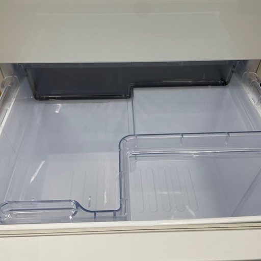 ☆ドリーム荒牧店☆ジモティー割引有☆【クリーニング済】SHARP/3ドア冷蔵庫/SJ-GW35G-W/2021年製