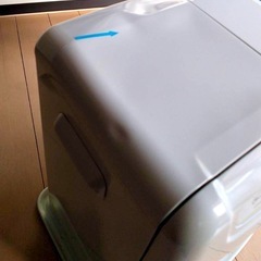 12/13まで　動作良好　ファンヒーター　キズ凹みありの画像