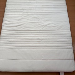 クイーンサイズ　マットレストッパーの画像