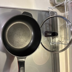 レミパンミニ レッド（20cm）蓋付きの画像