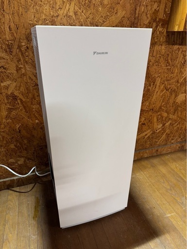 L0208 DAIKIN ダイキン 加湿 ストリーマ空気清浄機 2023年製 両サイドカバー欠品