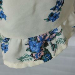 美品　クロップド丈キャミソール　花柄　の画像