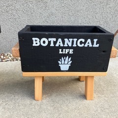 ハンドメイド品　ウッドプランター
の画像