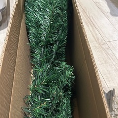 【新品】クリスマスツリー　1.5m 飾り付き　イルミネーション付きの画像