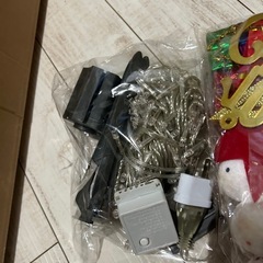 【新品】クリスマスツリー　1.5m 飾り付き　イルミネーション付きの画像