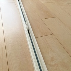 カーテンレール ホワイトの画像