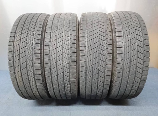 215/70R15 BLIZZAK VRX3 スタッドレス 冬タイヤ
