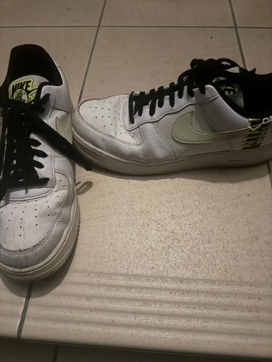 NIKEエアフォース1、
ワールドワイド パック
