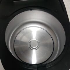 炊飯器 TOSHIBA RC-5MFM 3合炊き 取りに来ていただける方値下げ対応します！の画像