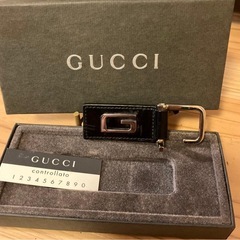 GUCCI 　ブラックレザー キーリング。グッチ の画像