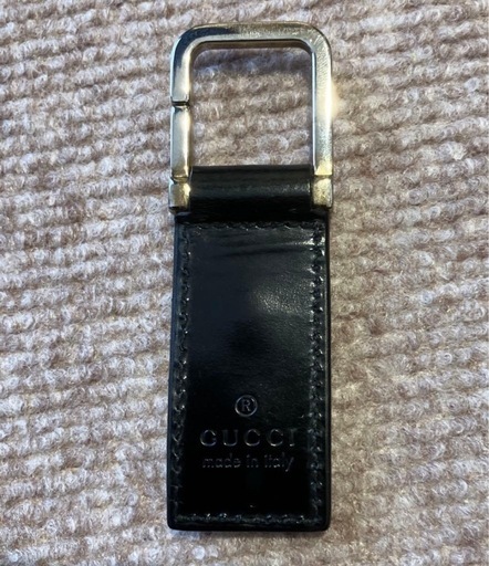 激レア OLD GUCCI ブラックレザー キーリング 箱付き GUCCI ブラックレザー キーリング。グッチ (うま年) 壺川の