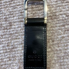 GUCCI 　ブラックレザー キーリング。グッチ の画像