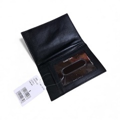 黒のパスケースの画像