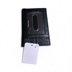 黒のパスケースの画像