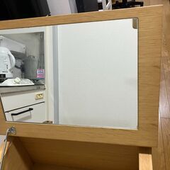 無印　ドレッサーと椅子の画像