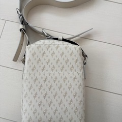 luis ショルダーバッグ
の画像