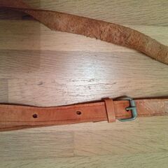 バリ島　本皮　ショルダーバック　筒状　の画像