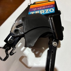 車のルーフキャリアの画像