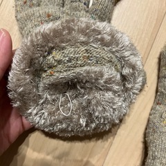 レディース　手袋　ベージュ　ボア　ファーの画像
