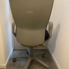 オカムラ カロッツァ ⑤ デスクチェア 椅子の画像