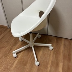 IKEA 
チェアーの画像