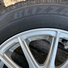 【再掲】スタッドレスタイヤの画像