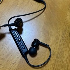 ワイヤレスヘッドホンの画像