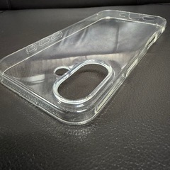 iPhone17クリアケース　樹脂の画像