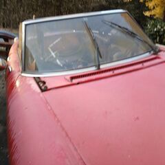 アルファーロメオスパイダーフロントガラス周りメツキモールの画像