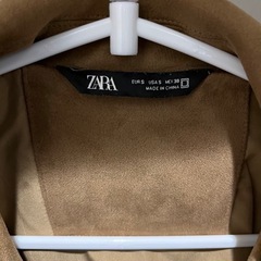 ZARA ジャケットの画像