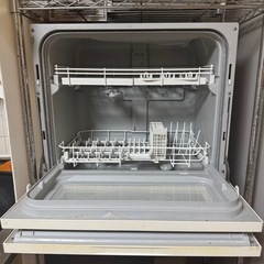 Panasonic 電気食器洗い乾燥機NP-TH1
の画像