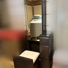 全身映る！収納豊富！姿見ドレッサーの画像