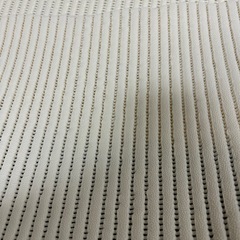 滑り止めマット　カット済みの画像