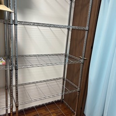 スチールラックの画像