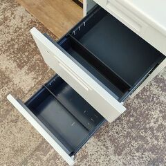 コクヨ　インベント　片袖机　幅1200『中古美品』複数入荷！の画像