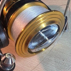 【使用少】ダイワ ジョイナス 3000 糸付 4号-150m スピニングリール ソルト対応の画像