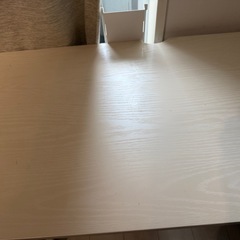 ニトリデスクの画像