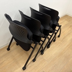 ★新品未使用★平行スタッキングミーティングチェア４脚セットの画像