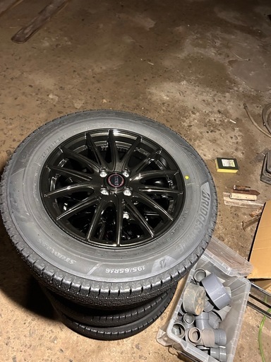 ライズ新品ロッキースタッドレス4本セット (ライム) 長浜のタイヤ