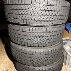 ライズ　新品　ロッキー　　スタッドレス4本セットの画像