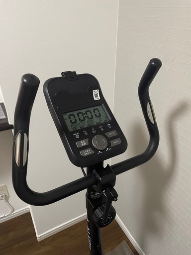 室内自転車　エアロバイク　フィットネスバイク