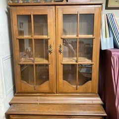 食器戸棚　アンティーク風　上下セパレート　茶色の画像