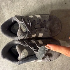 adidas キッズ　15cmの画像