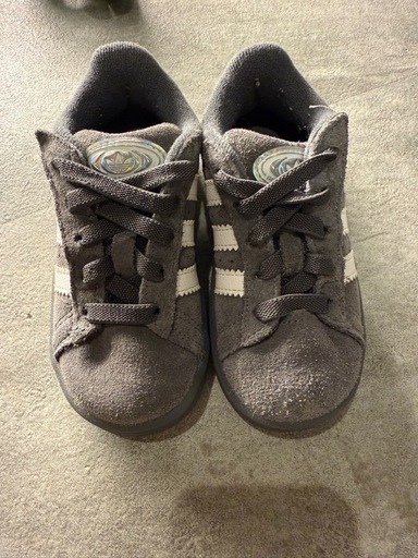 adidas キッズ　15cm