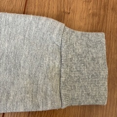 100円。裏起毛トレーナー100cmの画像